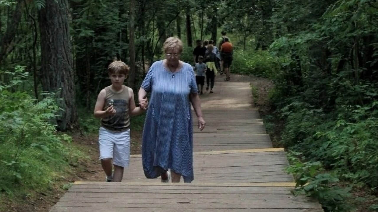 Советское воспитание: 5 ключевых привычек бабушек, которые сделали детство внуков здоровым и счастливым Воспитание в Советском Союзе было особенным. Де...