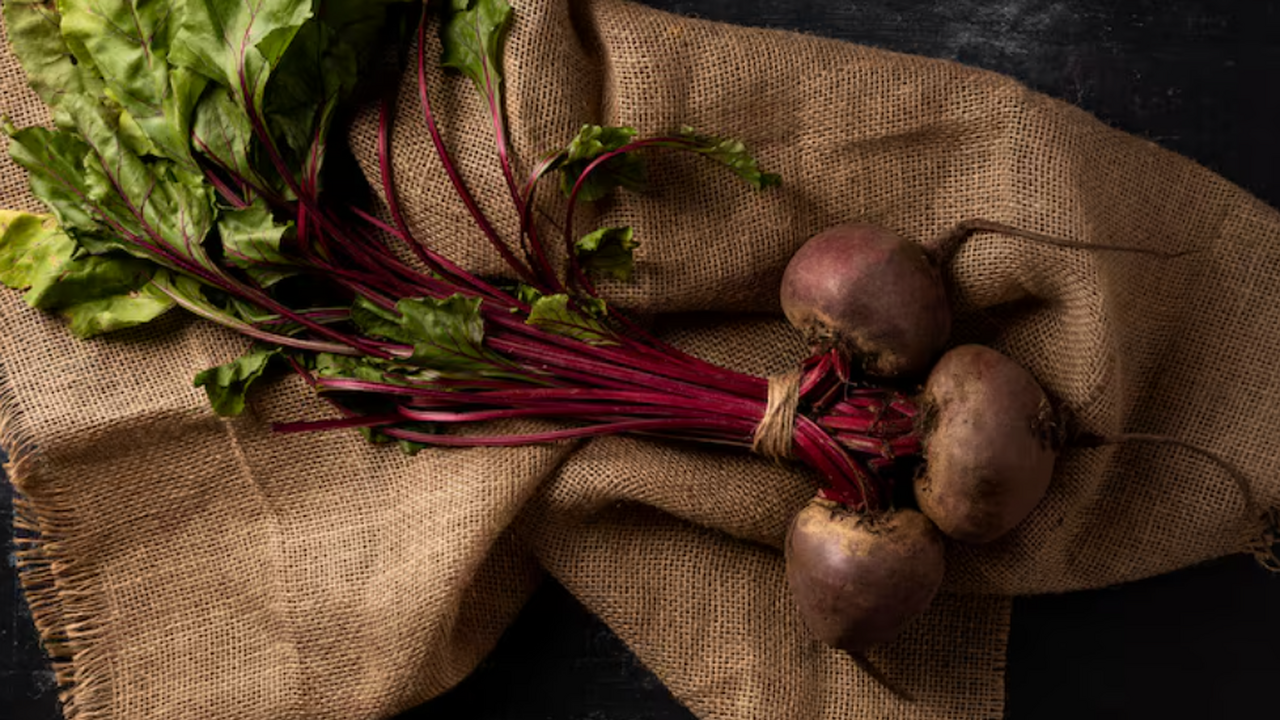 Свекла до мая будет как с грядки: мой способ хранения без погреба и опилок Как сохранить свеклу свежей до весны: простой м...