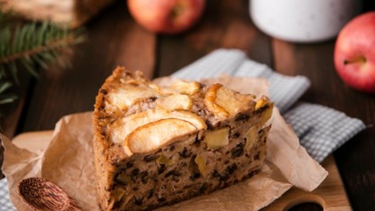 Хоть ресторан открывай для веганов и постников: яблочный пирог без яиц и молока - быстро и просто В мире домашней выпечки редко появляются по-нас...